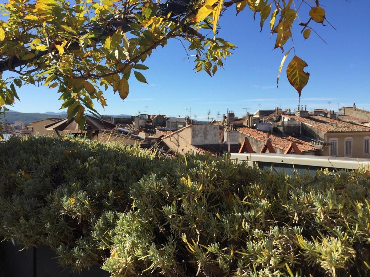 Appartement Le Sainte-victoire - Cosy Avec Sa Jolie Terrasse - Centre Historique